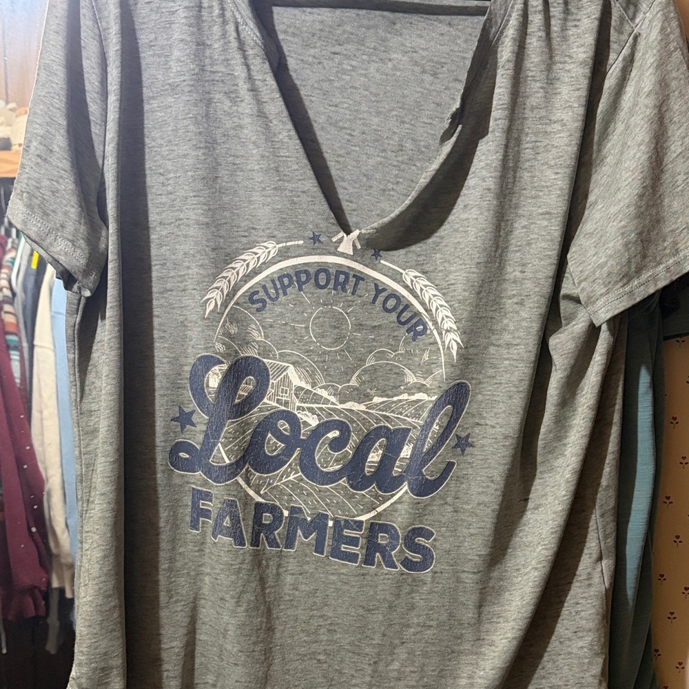 Maurices Gray V-Neck 'Support Your Local Farmers' Tee